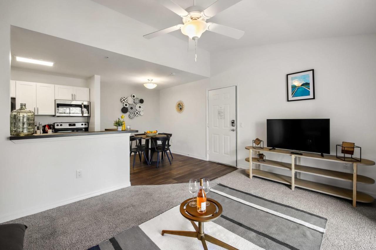 Comfy And Spacious 1Br W Pool Gym Workspace Bradenton Luaran gambar